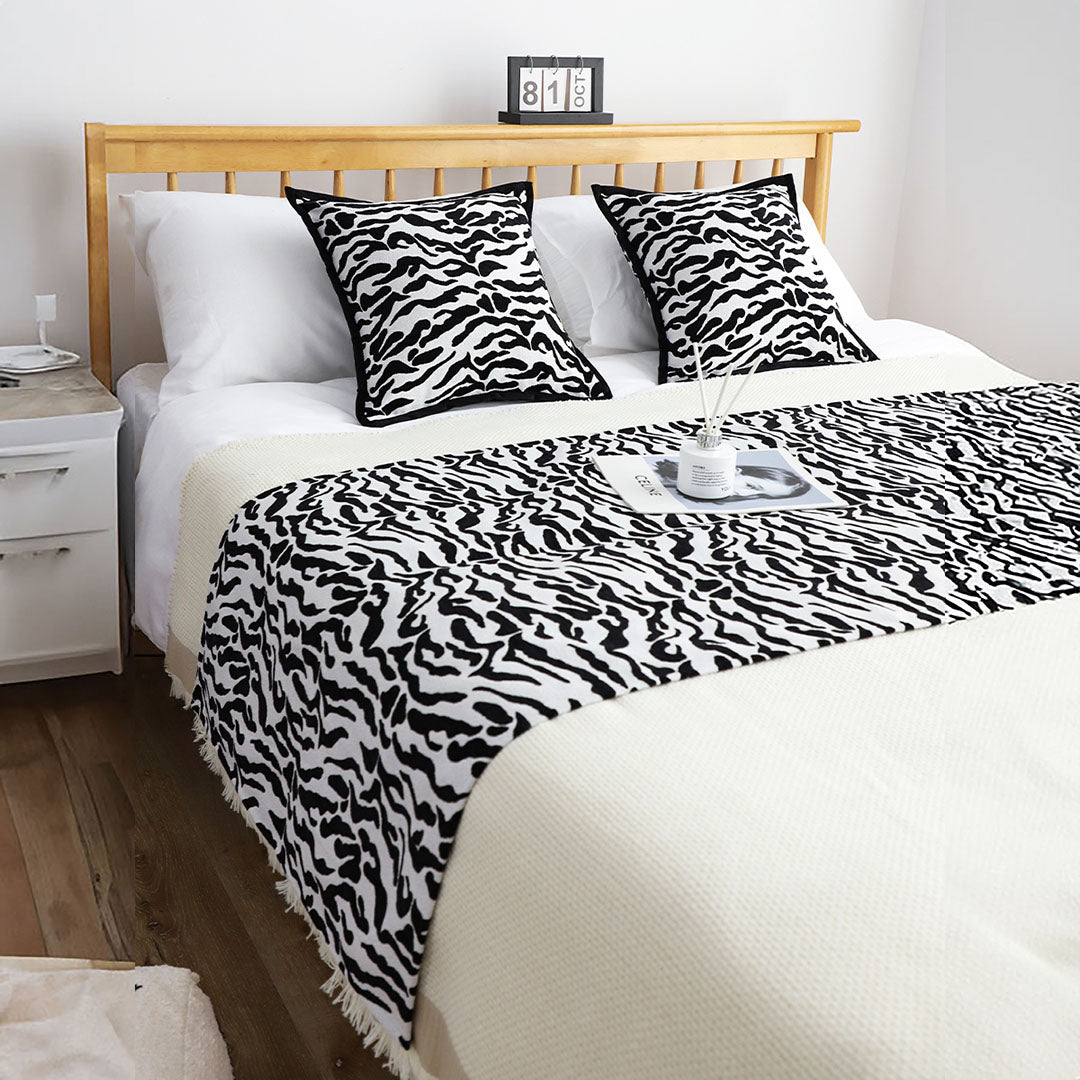 NNEAGS 1.8m Bed Light Luxury Mottled Bed Banner Vintage Scarf Runner Bedding Tail Pad Flag For Home Hotel Set of 3