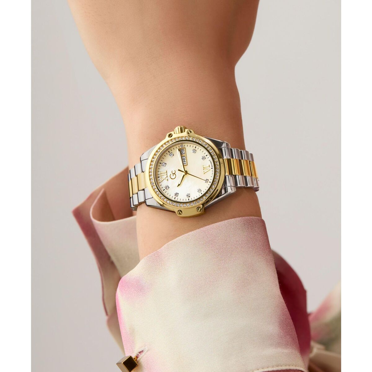 Ladies' Watch GC Watches Z53002L6 (Ø 34 mm)