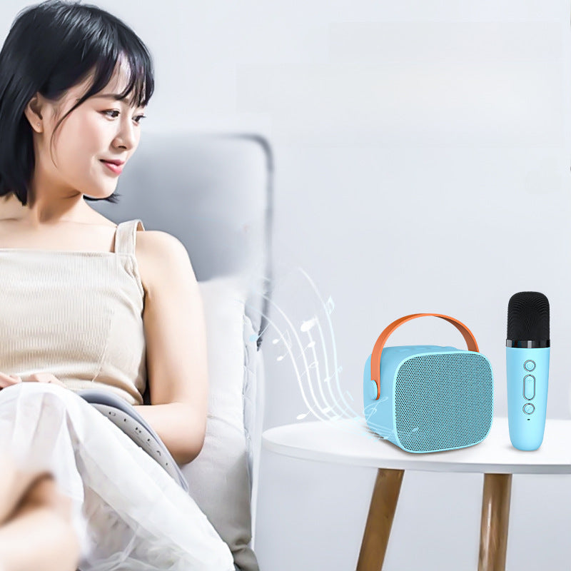 Mini Bluetooth speaker P2 wireless stereo KTV microphone microphone family outdoor portable karaoke audio