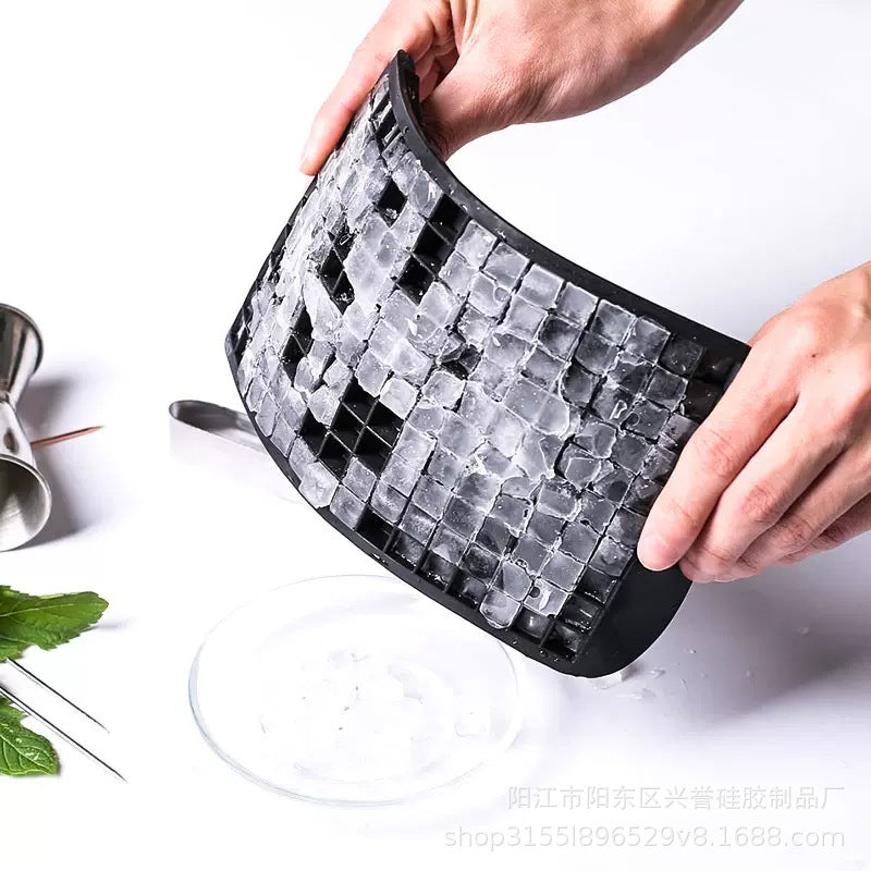 Factory wholesale thickened silicone ice tray food grade square ice tray summer 160 grid ice tray ice crushing ice maker