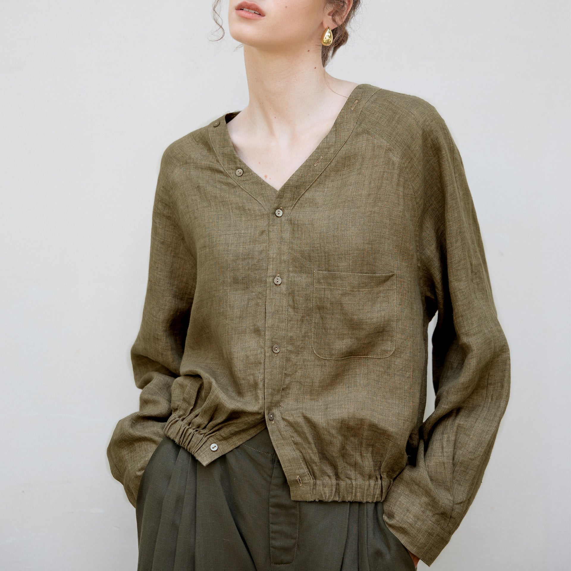 Autumn New all linen V-neck Raglan long-sleeved shirt yarn-dyed craft loose cocoon design old money style shirt