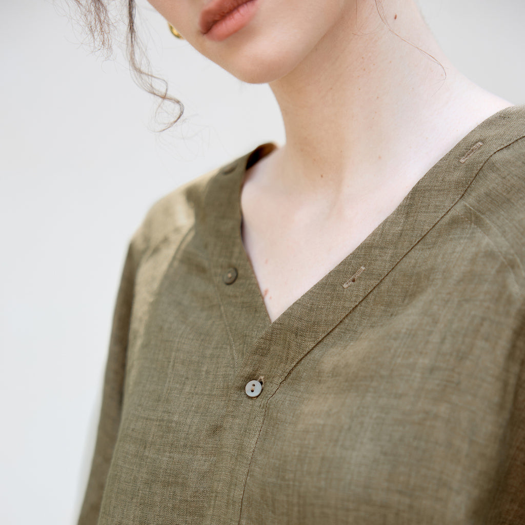 Autumn New all linen V-neck Raglan long-sleeved shirt yarn-dyed craft loose cocoon design old money style shirt