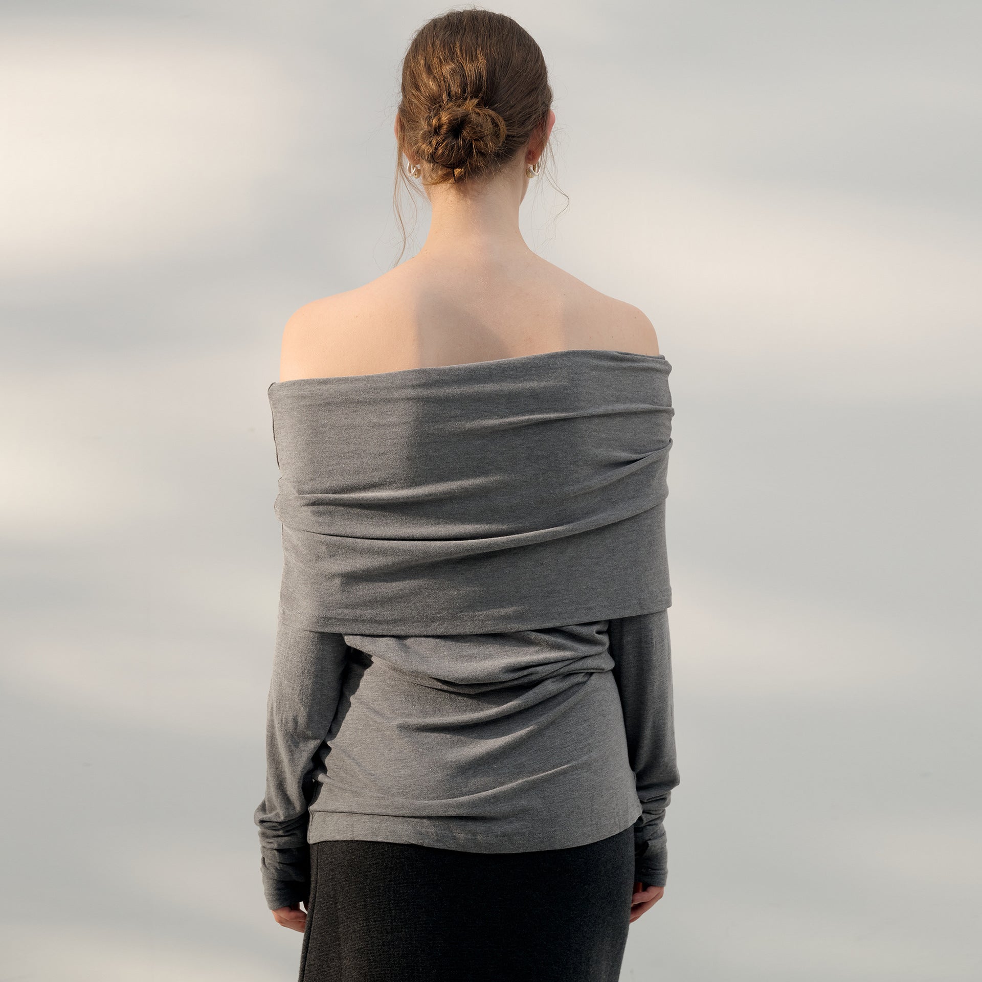 French sexy top long sleeve off-shoulder T-shirt fall slim fit slimming sense of design niche shoulder-baring sweater