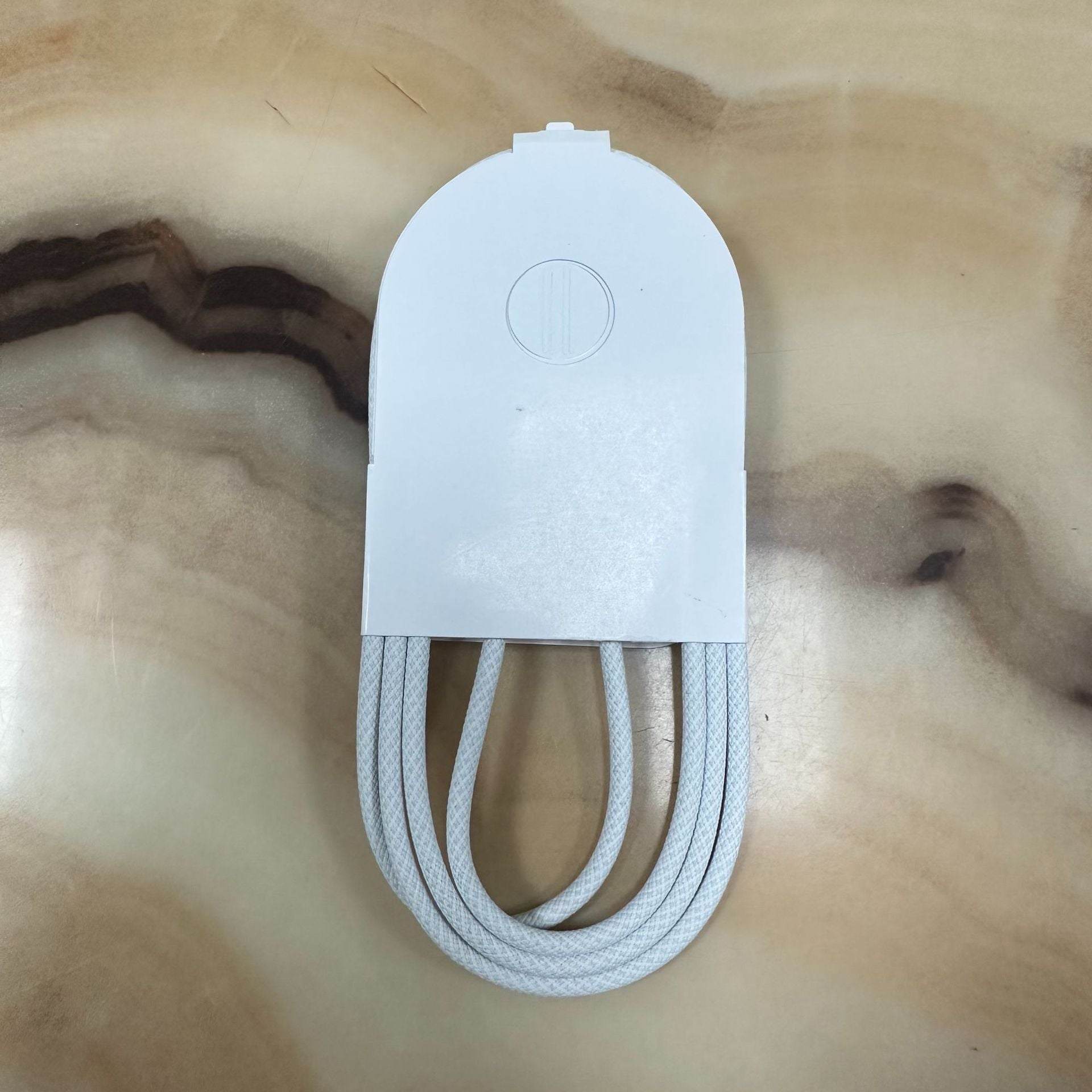 Applicable to Apple 16 data cable iphone16 fast charge line typec braiding thread double C mobile phone charging cable wholesale