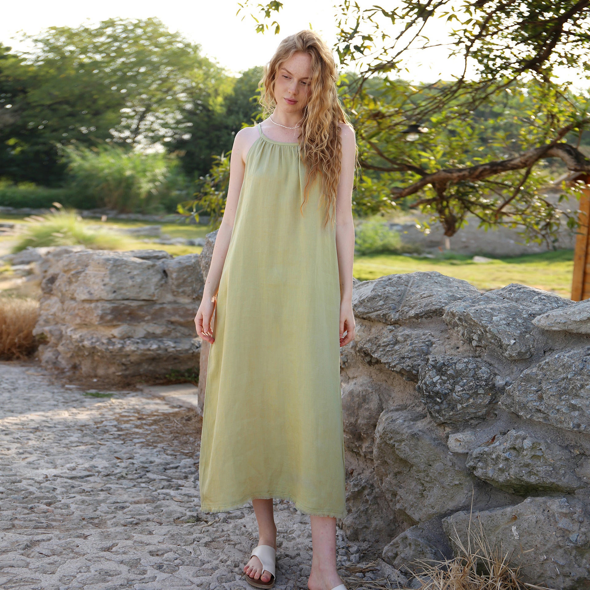 French style temperament tassel design sling dress female 2025 spring/summer vacation beach Tencel linen loose long dress