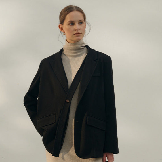 Fall 2025 retro fashionable suit women's elegant high-grade solid color long-sleeved jacket simple style flip lapel collar suit