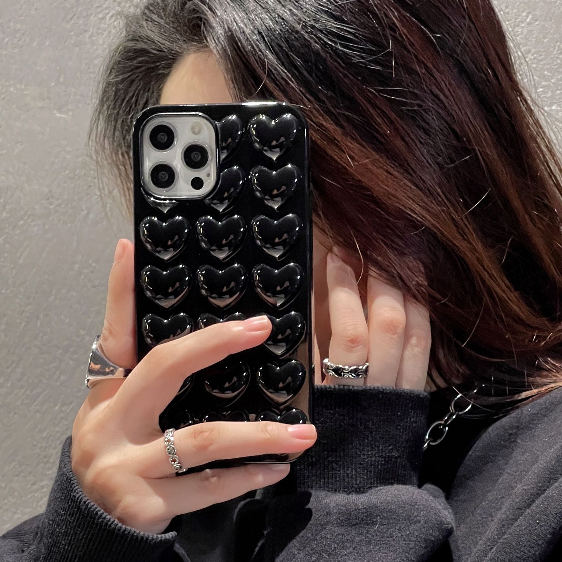 Black three-dimensional love iPhone17 for 11 Apple 15 phone case 13/14pro max phone case 16