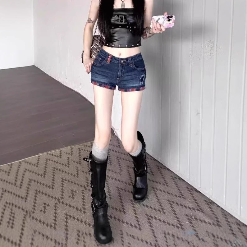 Hot Girl low waist Plaid contrast color tight worn design Denim shorts women's summer new small hot hip pants