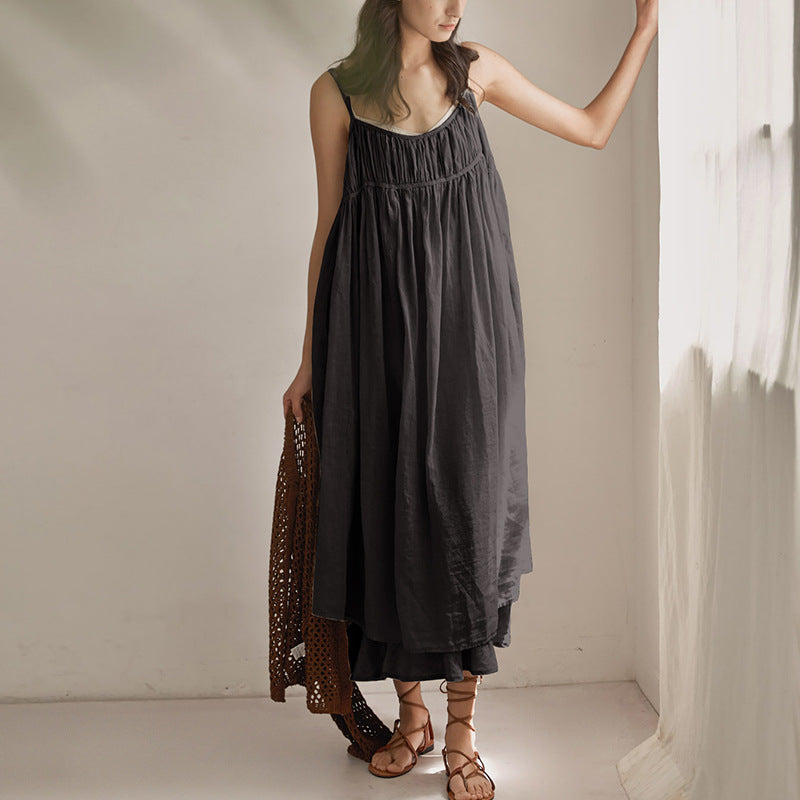 French strap dress 2025 Spring New lazy wind pleated niche design backless long dress women's clothing